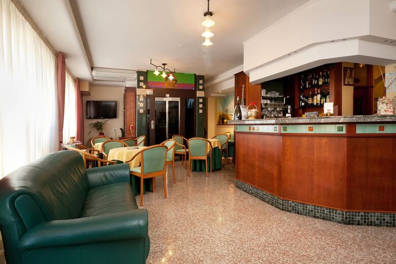 Hotel Casa Ferretti Di Ferretti Village