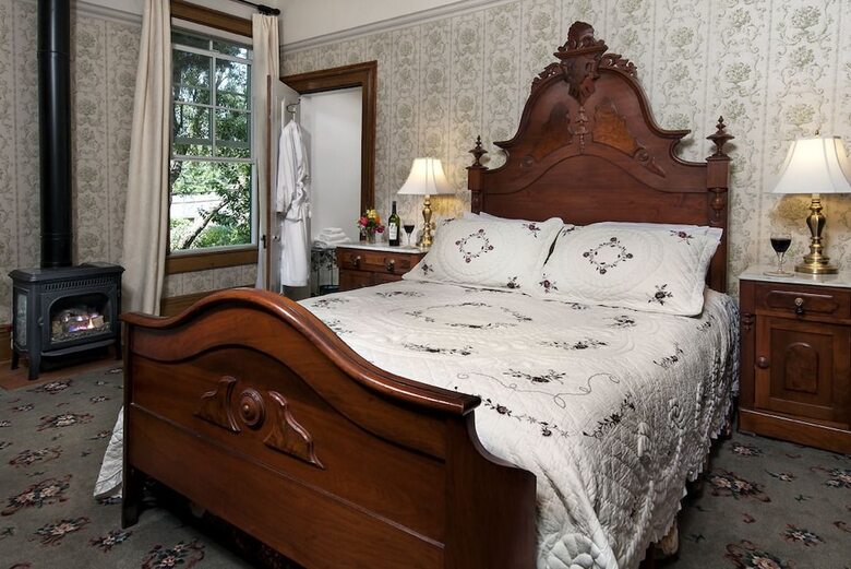 Bed & Breakfast The Inn At Locke House