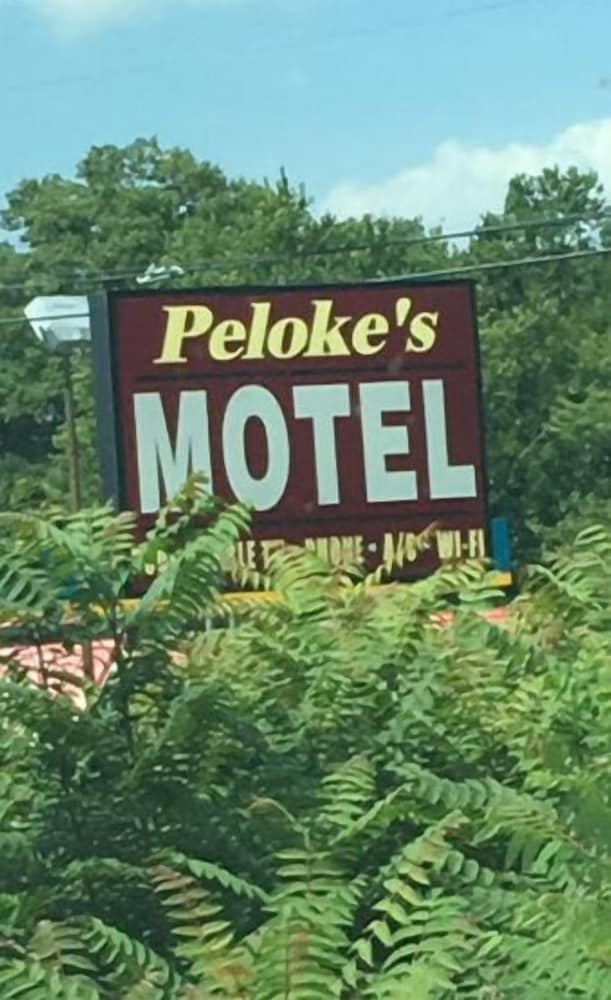 Peloke's Motel