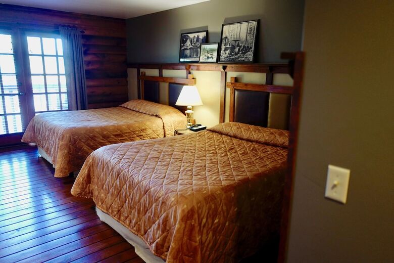 Hotel Sumas Mountain Lodge