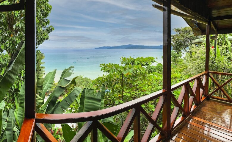 Cotingas Ocean View