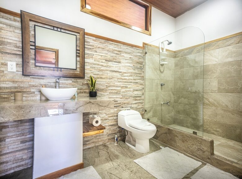 Cotingas Ocean View