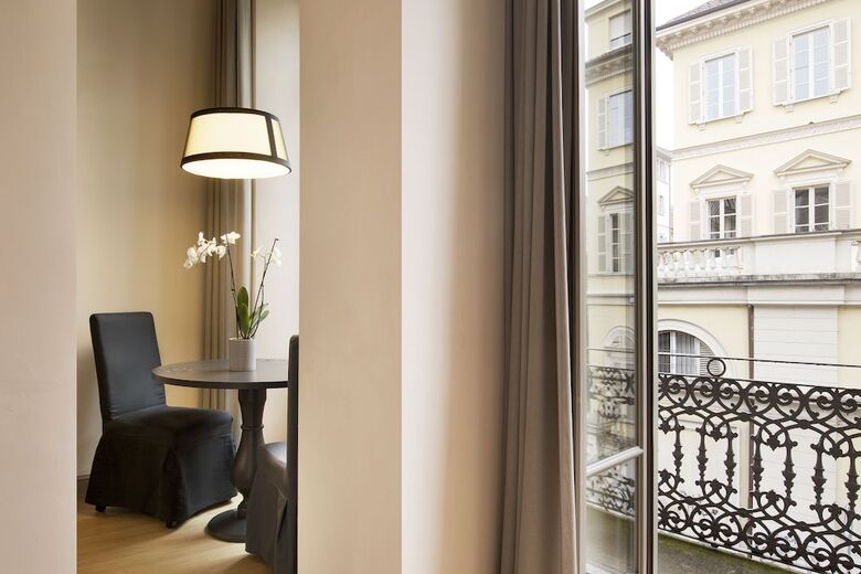 Opera 35 Boutique Hotel
