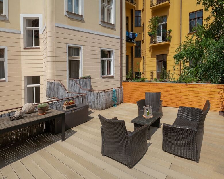 Mordecai Twelve Apartments By Adrez Living