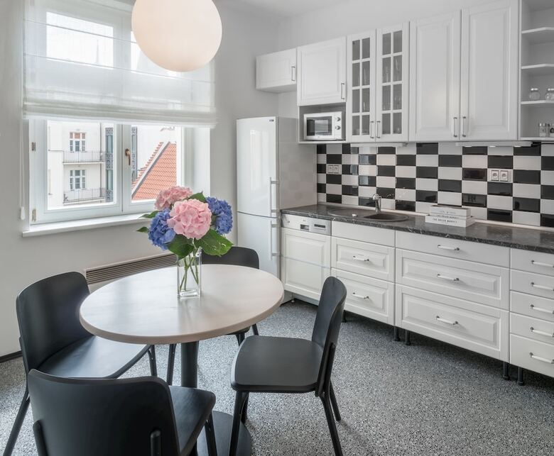 Mordecai Twelve Apartments By Adrez Living