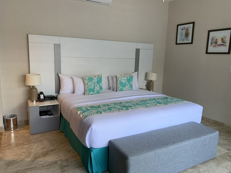 Bed & Breakfast Xaha Villas Suites & Golf Resort