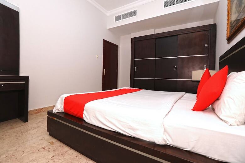 Aparthotel Oyo 117 Al Jabriya Suites