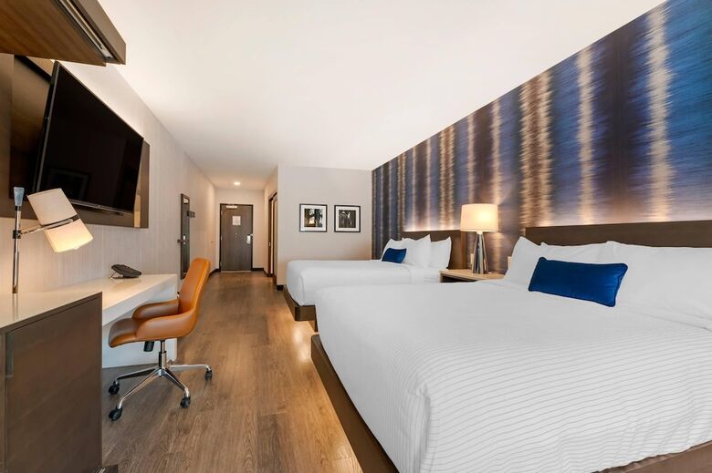 Cambria Hotel Detroit Downtown
