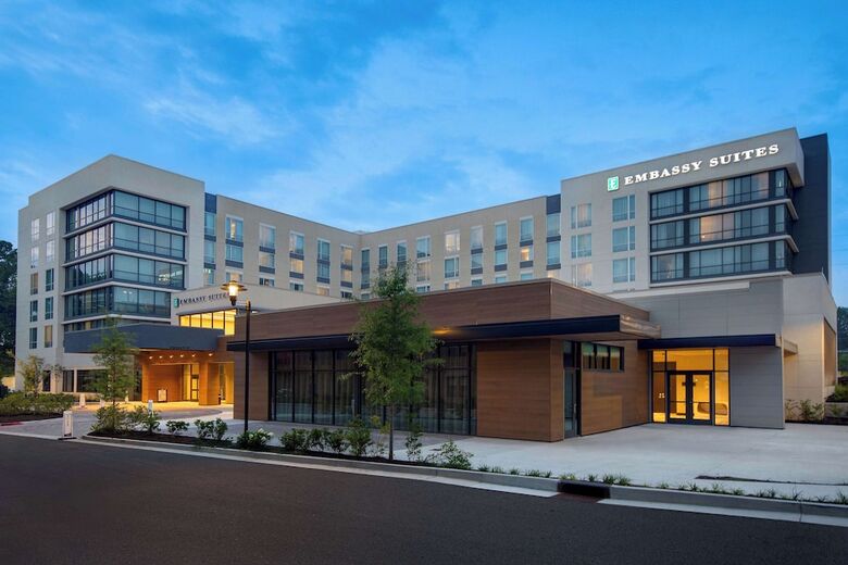 Hotel Embassy Suites By Hilton Alpharetta Halcyon