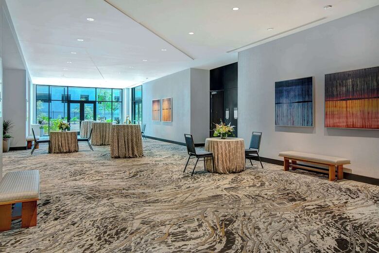 Hotel Embassy Suites By Hilton Alpharetta Halcyon