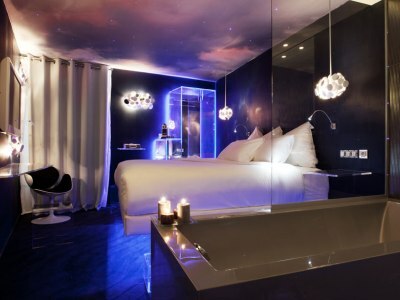 Seven Hotel