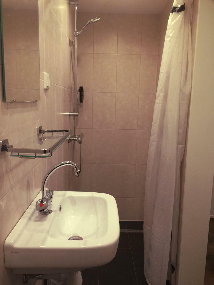Hotel Damrak Inn