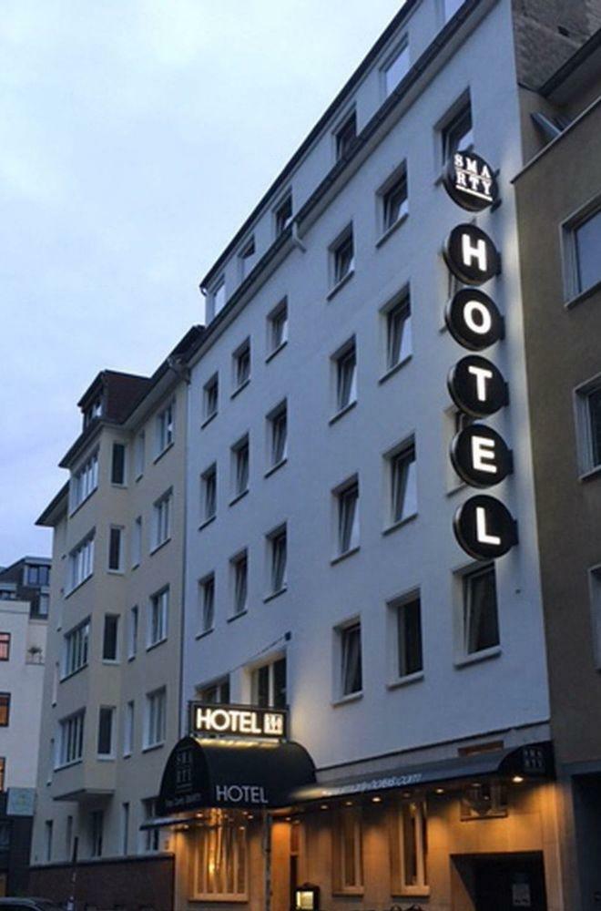 Meininger Hotel K�ln City Center
