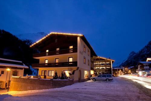Hostal Pension Anna