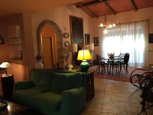 Hostal Villa Bouganvillea