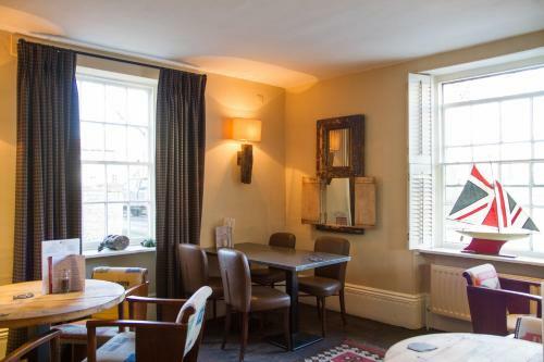 The Crown Hotel