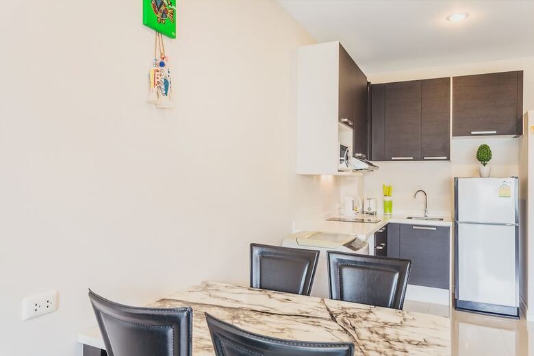 Hotel Condo In Karon In Chic Condo - Unit B505