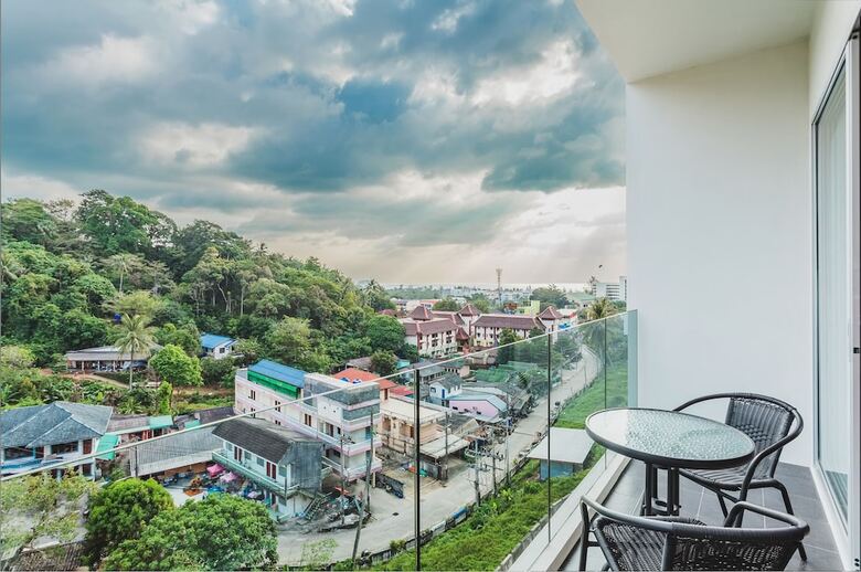 Hotel Condo In Karon In Chic Condo - Unit B505