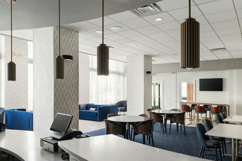 Hotel Courtyard By Marriott St. Petersburg Downtown