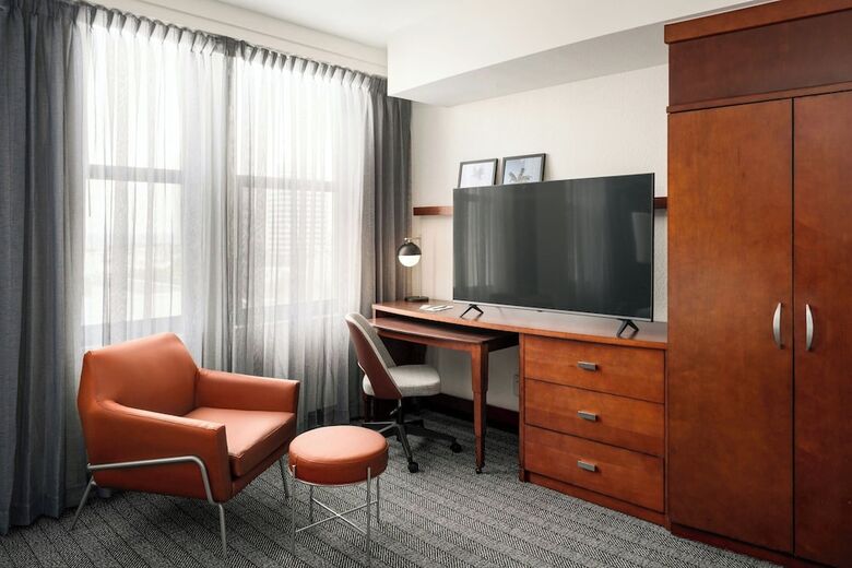 Hotel Courtyard By Marriott St. Petersburg Downtown