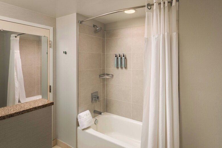 Hotel Courtyard By Marriott St. Petersburg Downtown