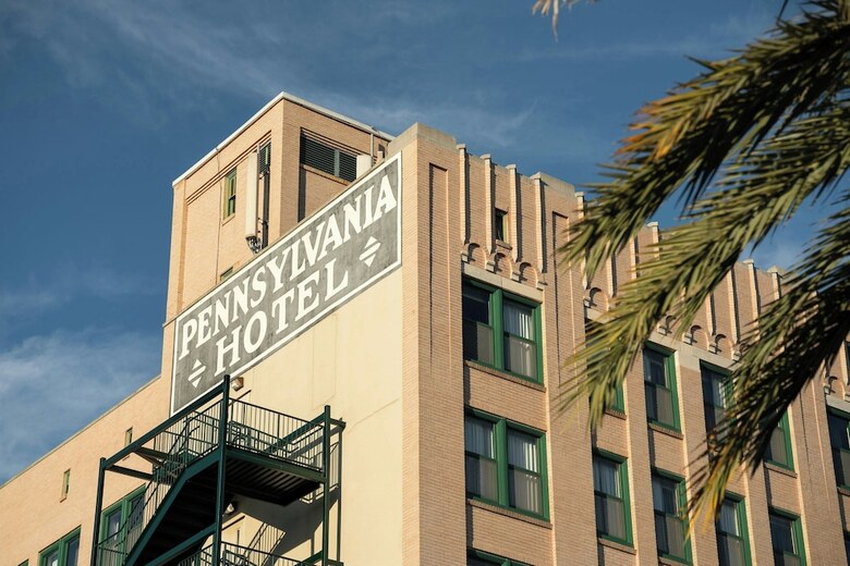 Hotel Courtyard By Marriott St. Petersburg Downtown