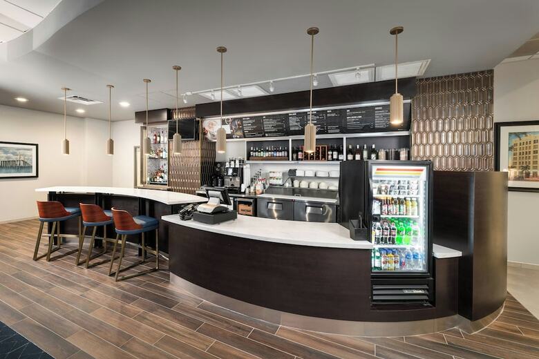 Hotel Courtyard By Marriott St. Petersburg Downtown