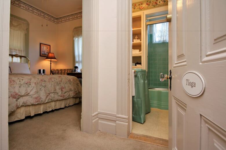 Bed & Breakfast Bradford Place Inn & Gardens