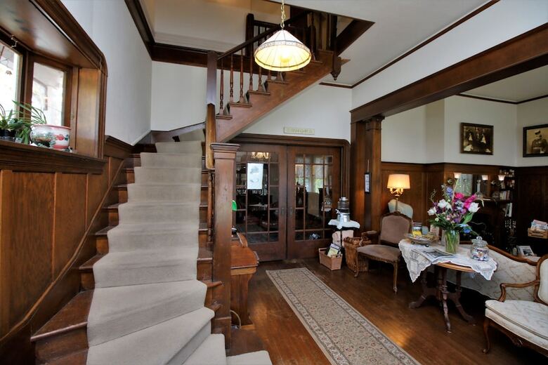 Bed & Breakfast Bradford Place Inn & Gardens