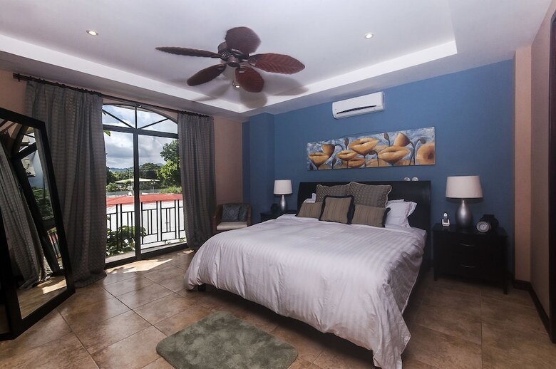 Monte Rey By Dream Makers
