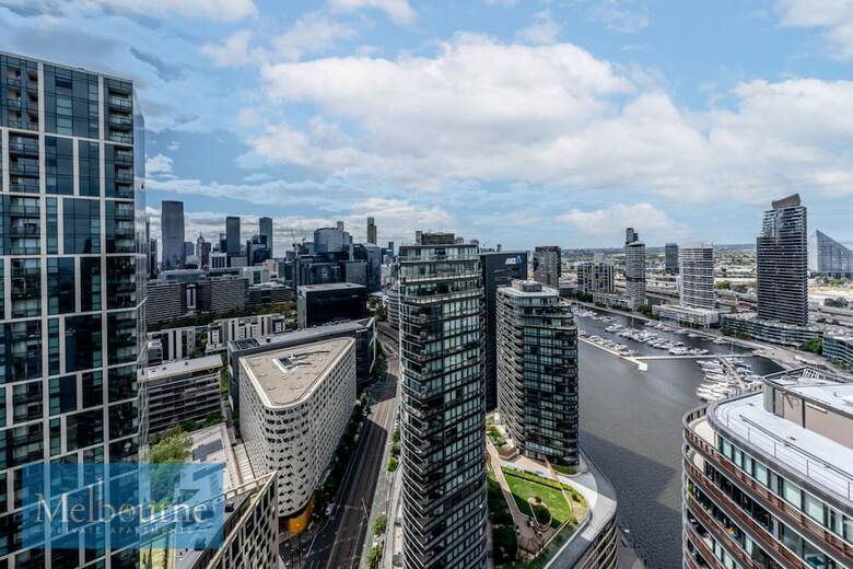 Melbourne Private Apartments - Collins Street Waterfront, Docklands