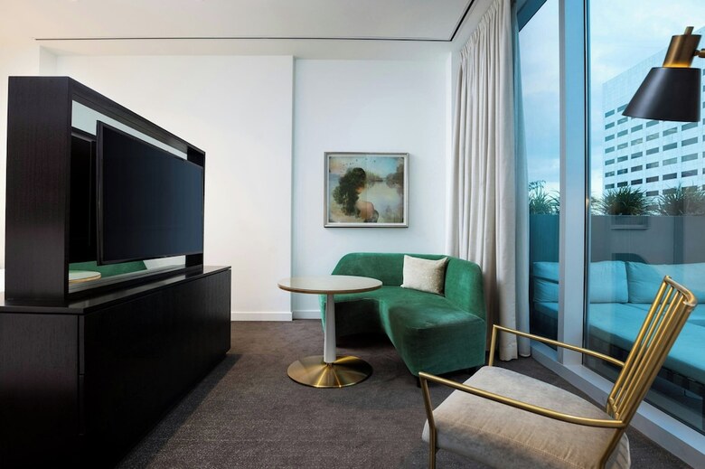 The Laura Hotel, Houston Downtown, Autograph Collection
