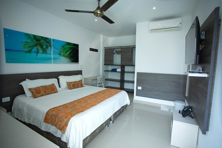 Hotel Poblado Cove�as