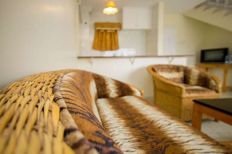 Harlequin Suites Hotel