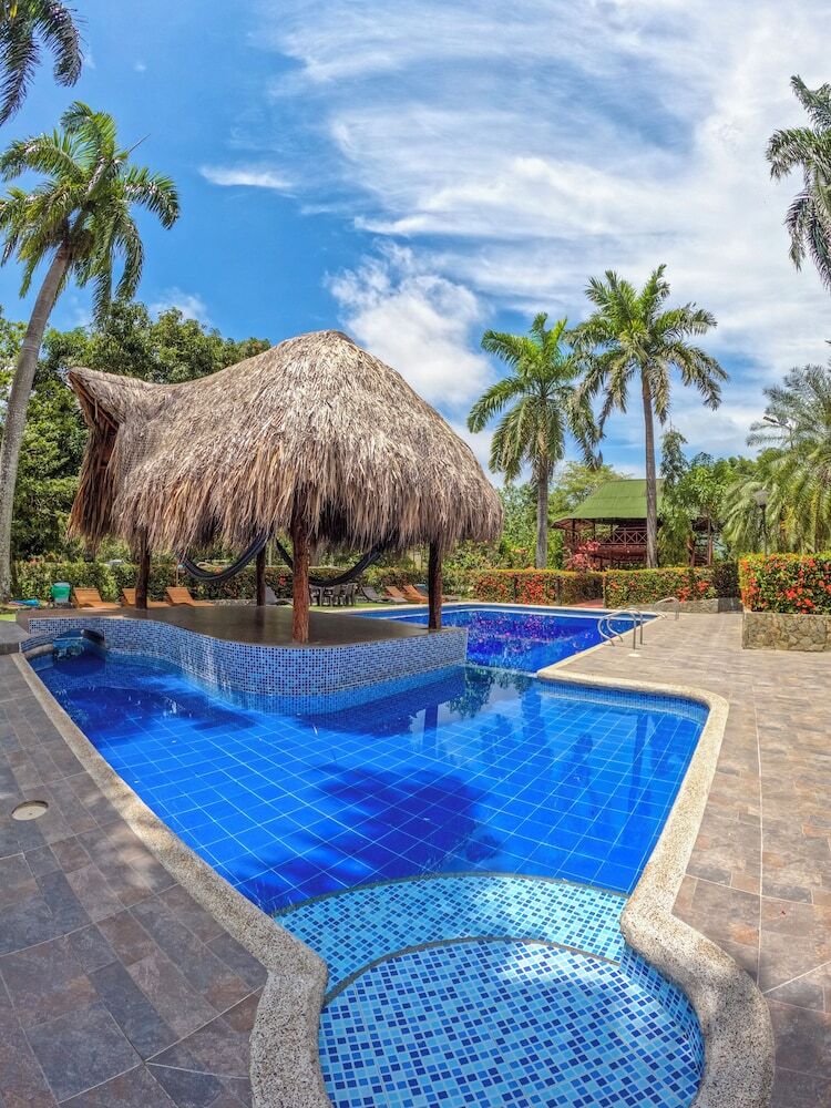 Portales Del Tayrona Garden Hotel