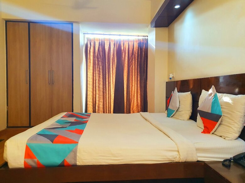 Merriment Hotel Sec 31