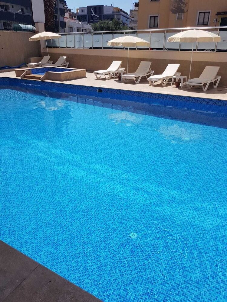 Hotel Santur