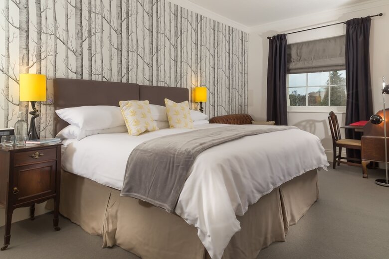 Ravenhurst Bed And Breakfast