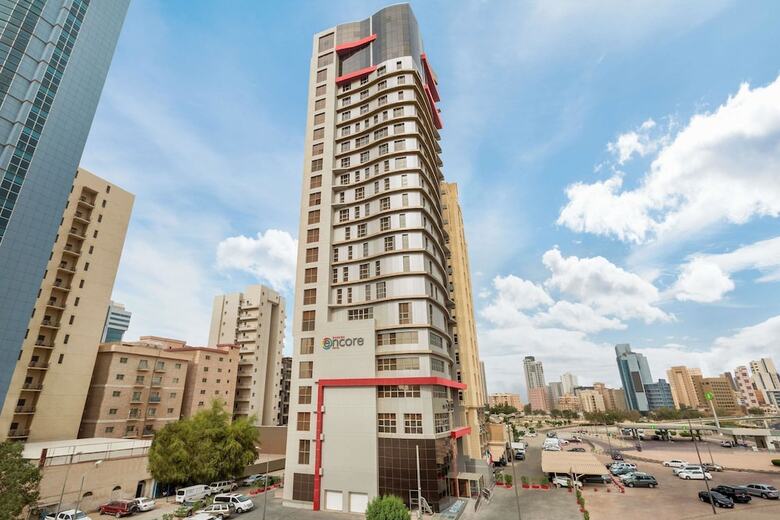 Hotel Ramada Encore By Wyndham Kuwait Downtown