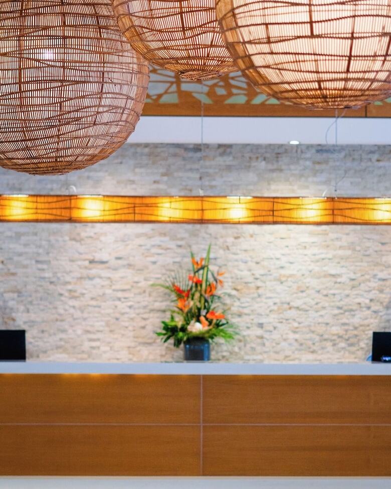 Hotel Chateau Royal Beach Resort And Spa