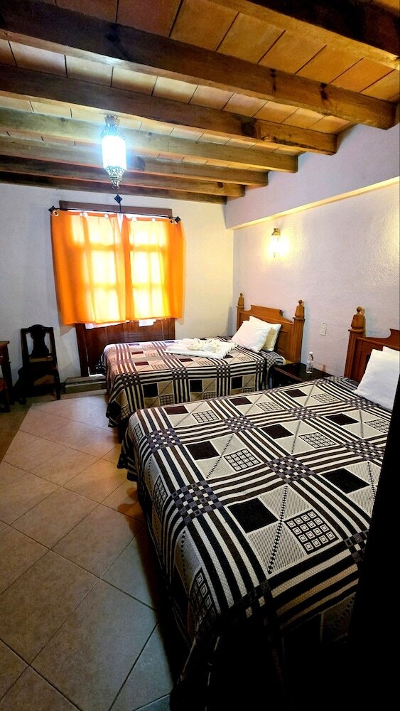 Hotel Plaza Baratillo