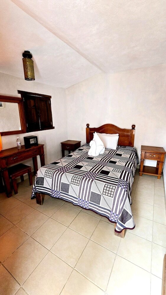 Hotel Plaza Baratillo