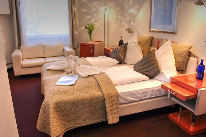 Plenus Hotel