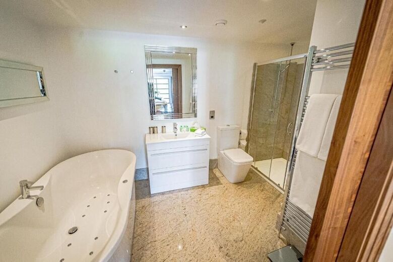Leverhulme Hotel
