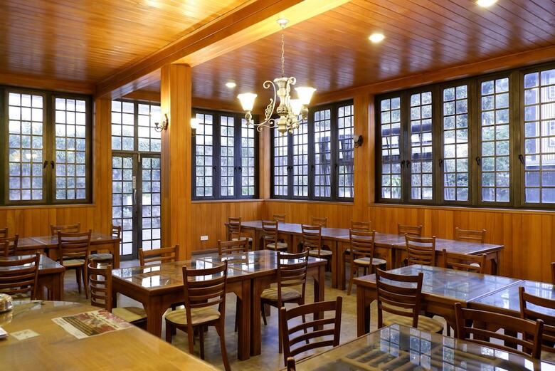 Riverside Inn Hotel