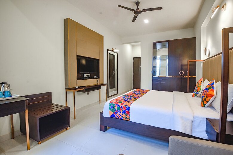 Fabhotel Prime Infantaria Comfort With Pool, Calangute Beach