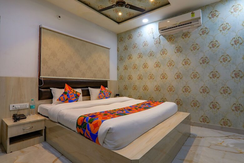 Fabhotel Super 3 Premium - 800m From Kashi Vishwanath Temple