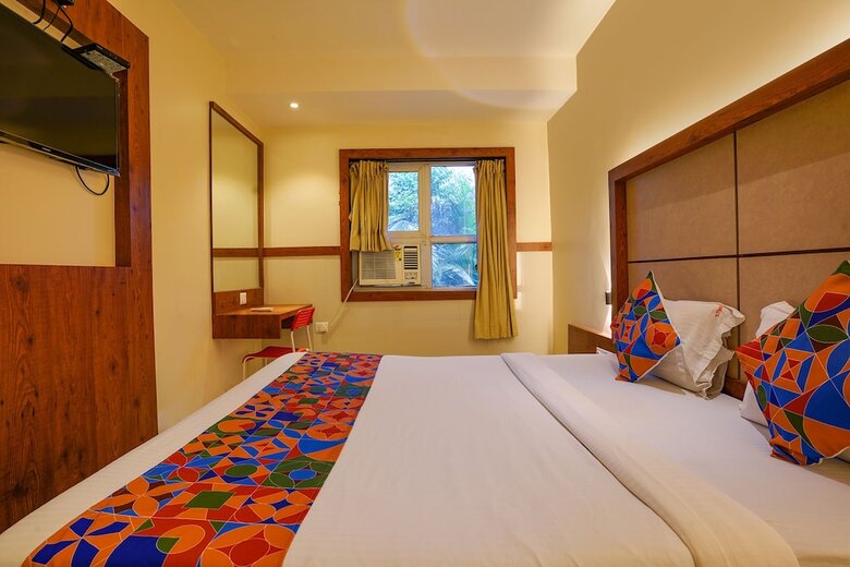 Hotel Fabexpress Super 7 Inn