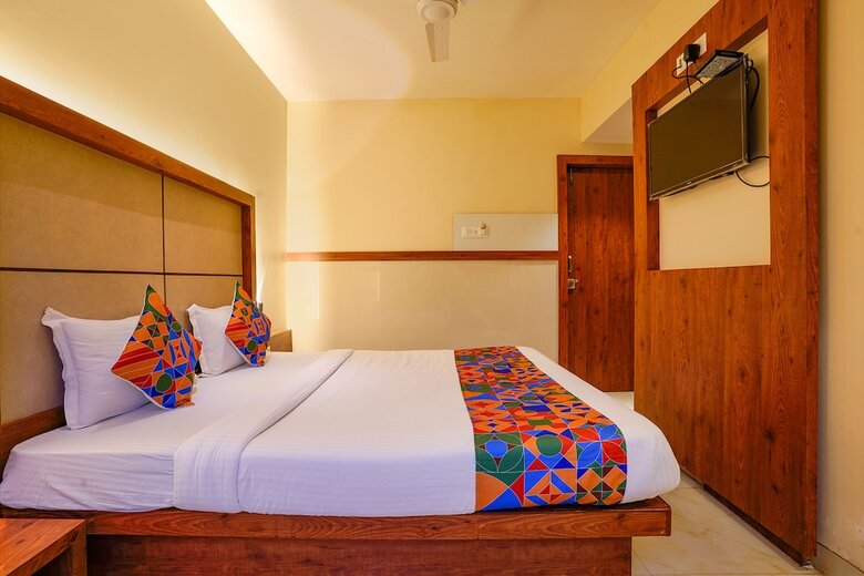 Hotel Fabexpress Super 7 Inn