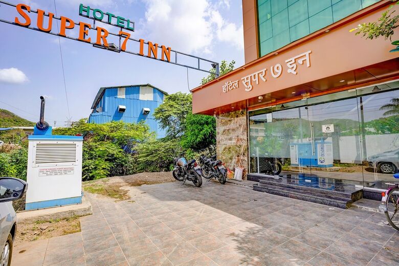 Hotel Fabexpress Super 7 Inn